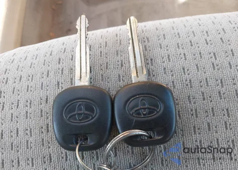 2006 Toyota Corolla Ce from USA, damaged, VIN 1NXBR32E06Z729637